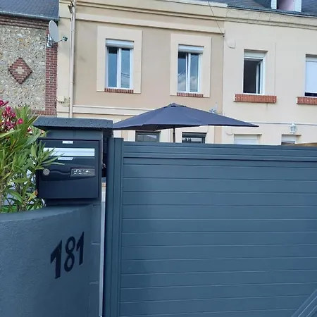 8 Places A La Bonne Escale * Fécamp